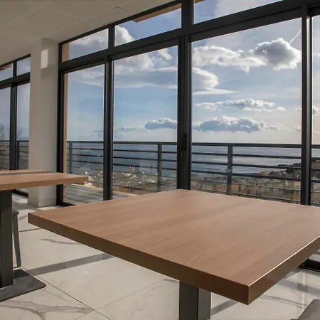 Hotell Le Bastia (Corsica)