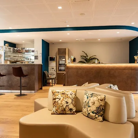 ホテル Le Bastia 3*