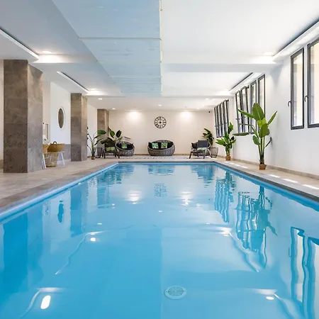 Le Bastia ホテル 3*