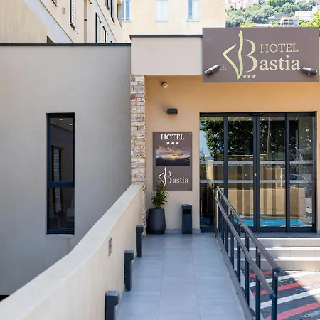 ホテル Le Bastia 3*