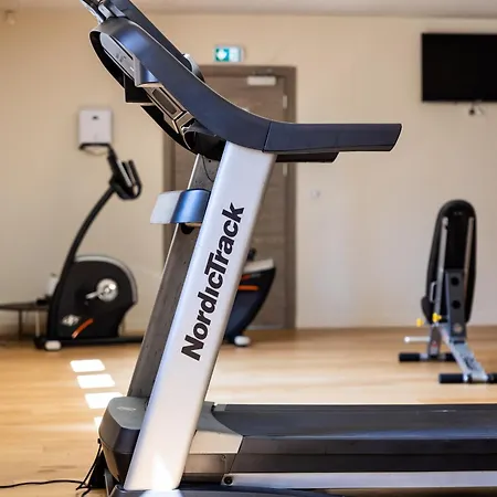 Ξενοδοχείο Le 3*