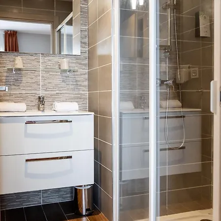 ホテル Le Bastia 3*