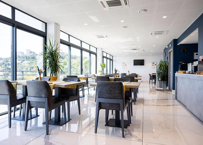 Hotel Le Bastia (Corsica)