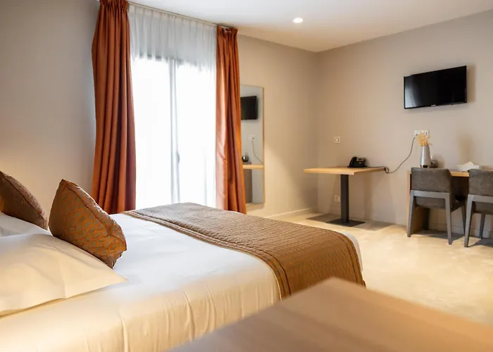 Le 3* Bastia (Corsica)